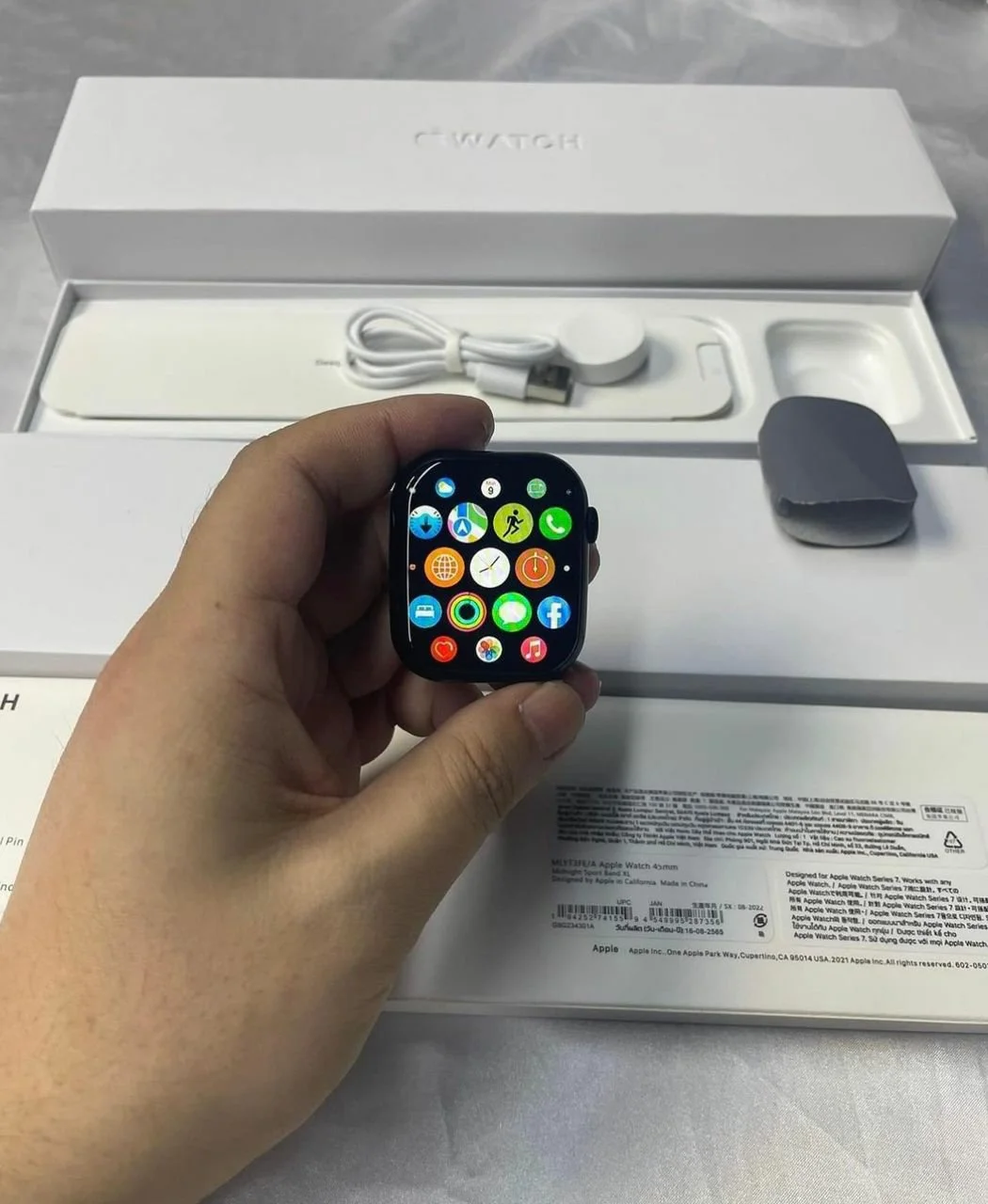 Apple Watch Series 8 Pallet – The Ultimate Health and Fitness Companion - Image 5