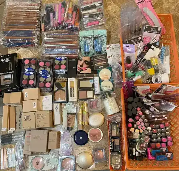 Buy High End Makeup Liquidation Pallets EU (1,200 Pcs – 2,850) - Image 3