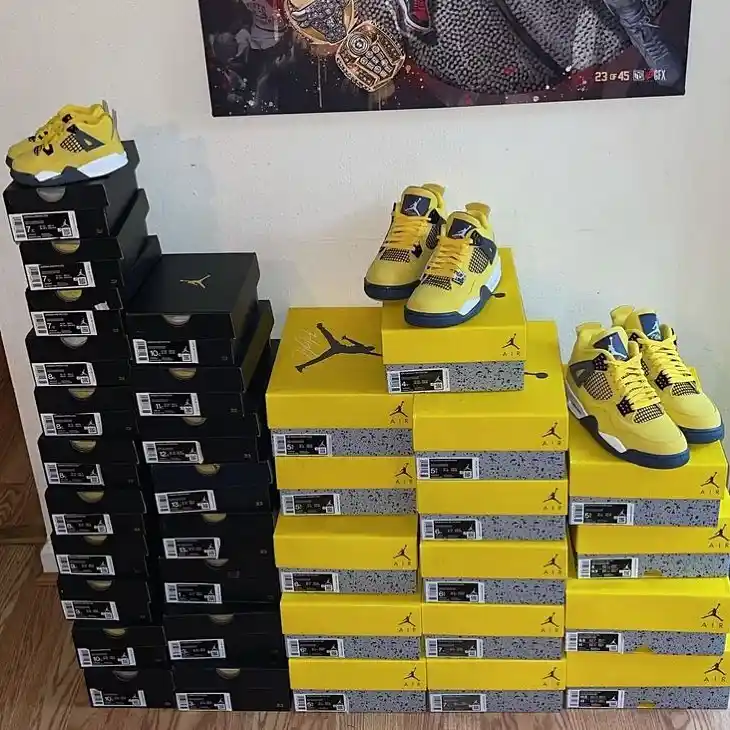Buy Authentic Jordan Liquidation Pallets (60 Pairs – 1,800) - Image 2