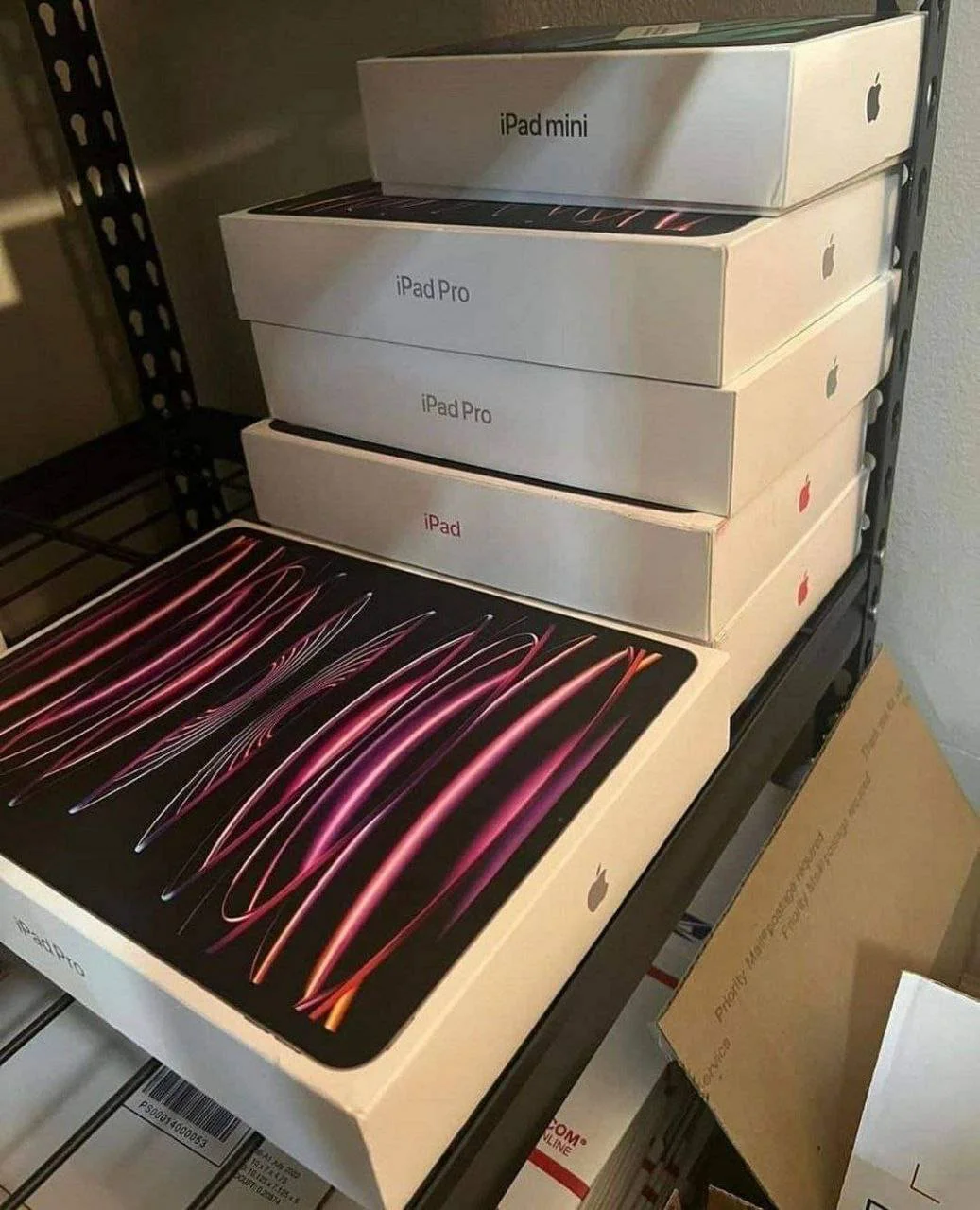 Apple Watch Series 8 Pallet – The Ultimate Health and Fitness Companion - Image 8